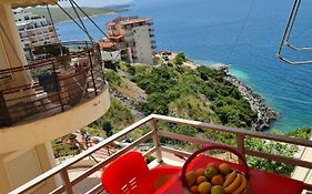 Meltin Apartments